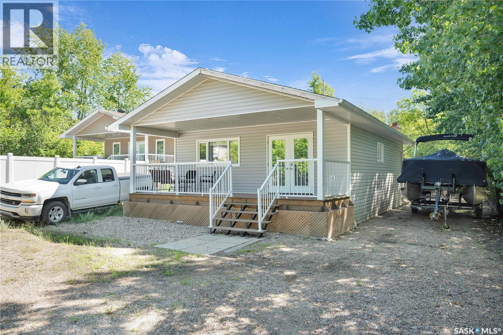 607 Brighton STREET - 1