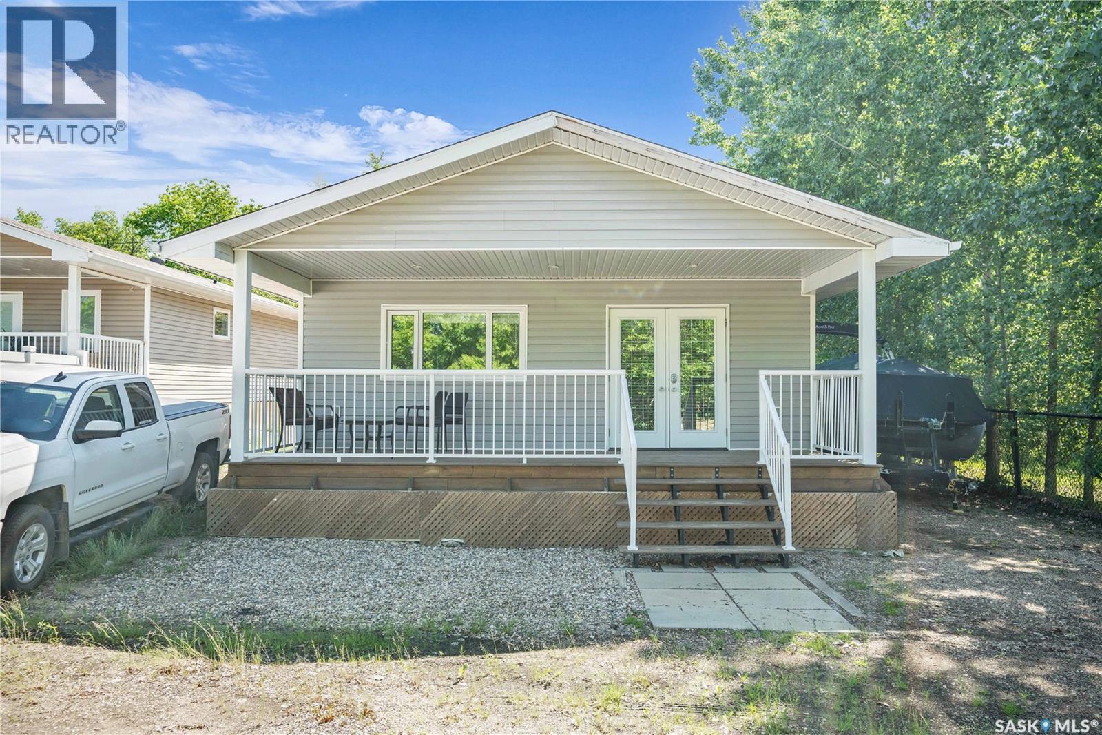 607 Brighton STREET - 2