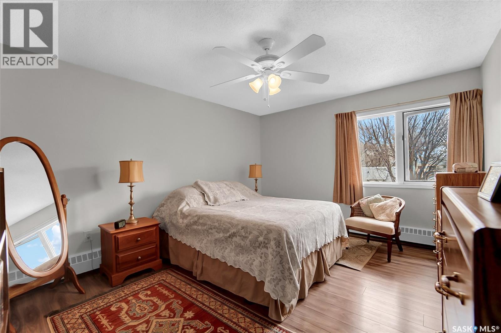 #310 520 3rd AVENUE N - 21