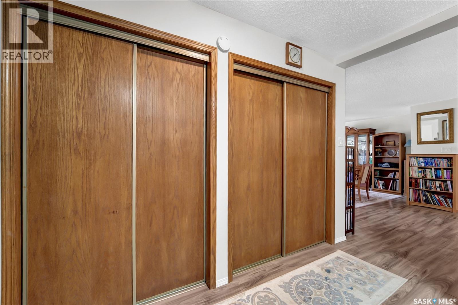 #310 520 3rd AVENUE N - 28