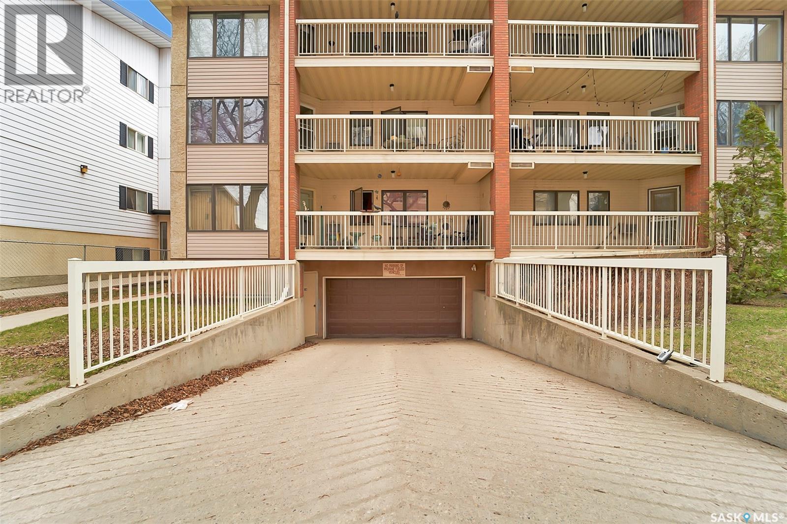 #310 520 3rd AVENUE N - 43
