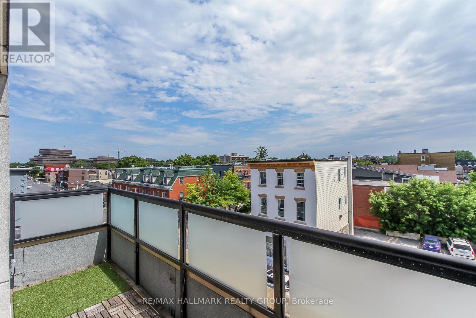 #B307 124 GUIGUES AVENUE - 16