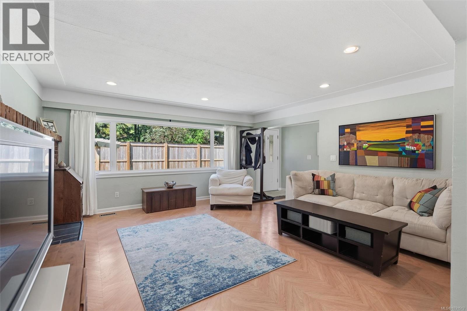 3703 Happy Valley Rd - 16