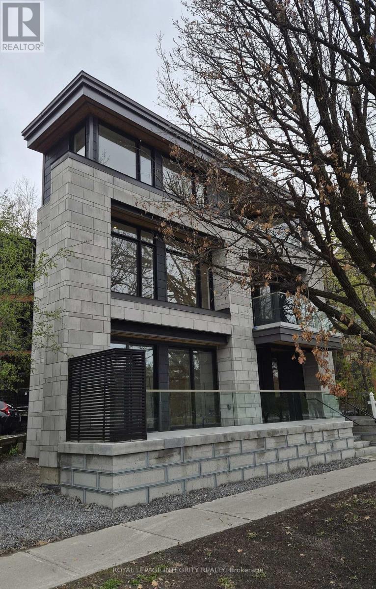 112 QUEEN ELIZABETH DRIVE - 2