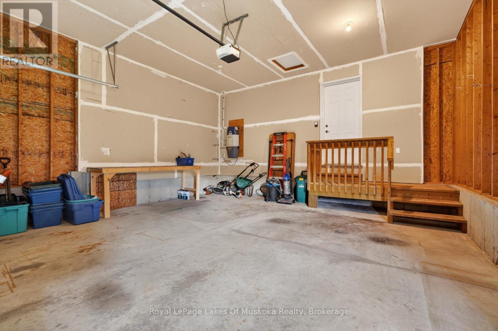 30 & 32 GAINSBOROUGH ROAD - 25