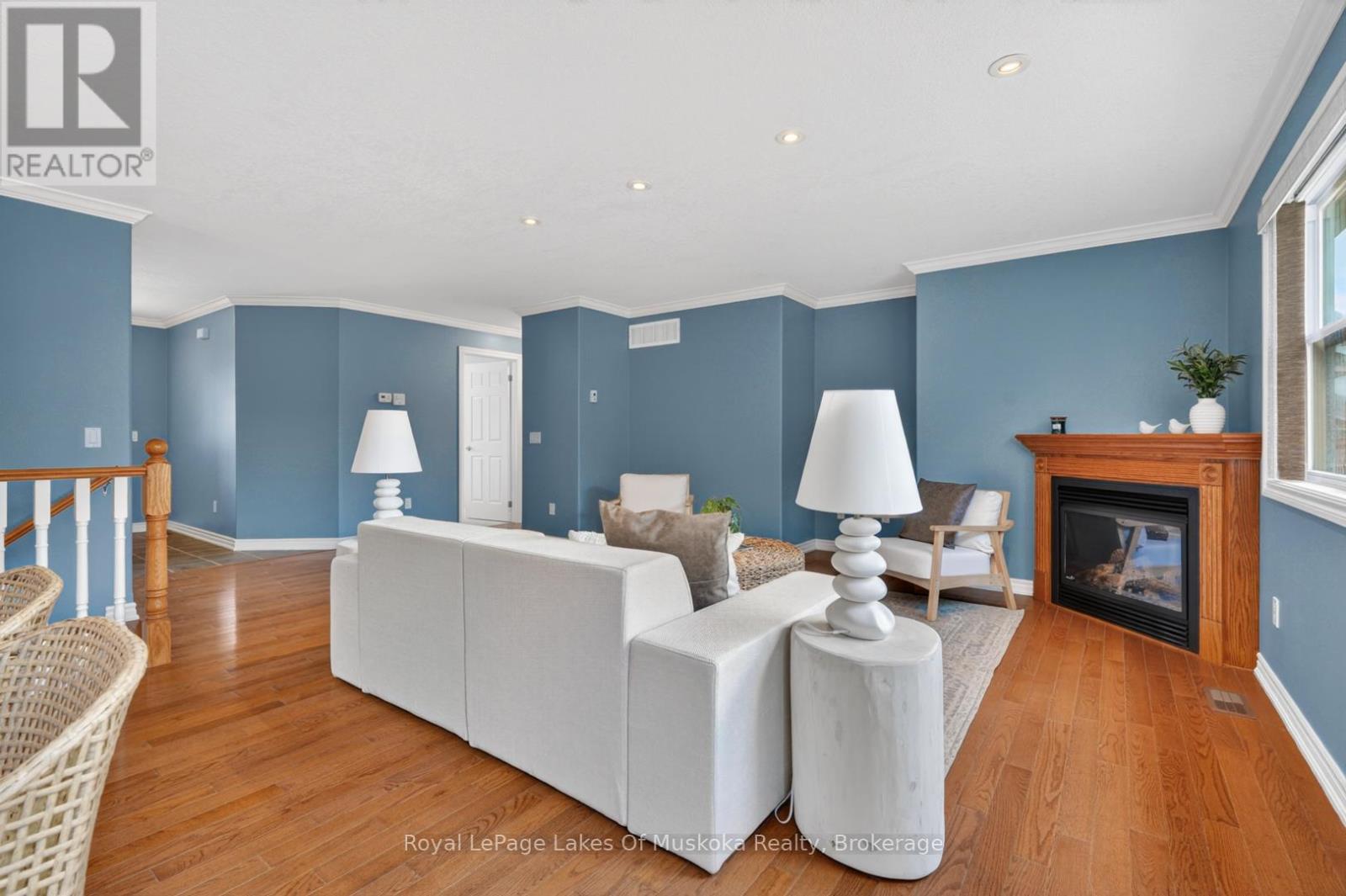 30 & 32 GAINSBOROUGH ROAD - 8