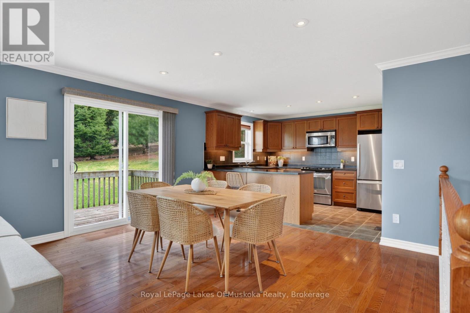 30 & 32 GAINSBOROUGH ROAD - 9