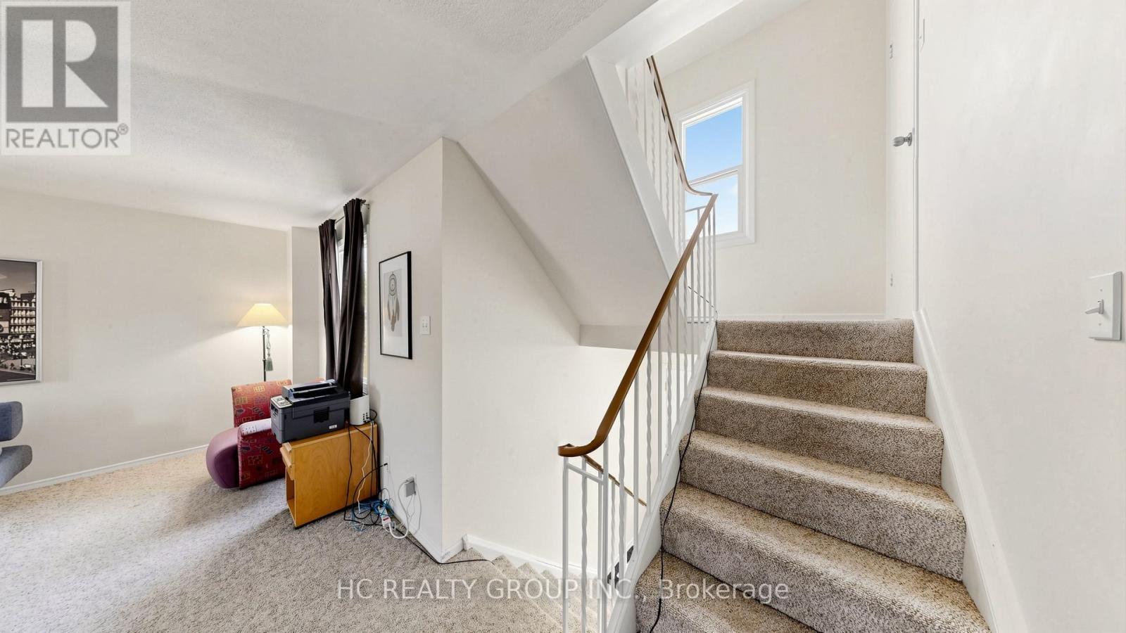 #1 433 KEATS WAY - 6