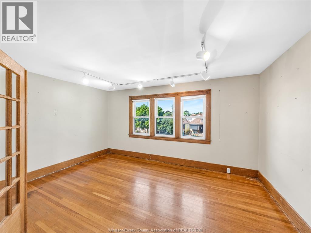 1077 Moy AVENUE, Windsor, Ontario, N9A2P2 — Photo 11