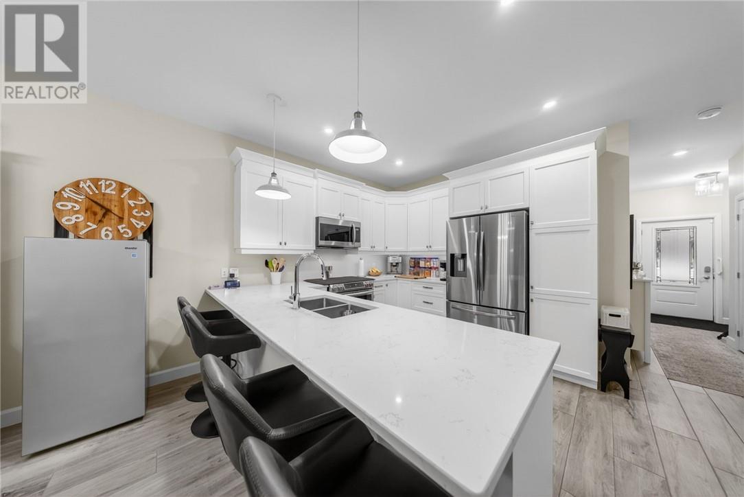 2512 Parkview Drive Unit# G20, Azilda, Ontario, P0M1B0 — Photo 3