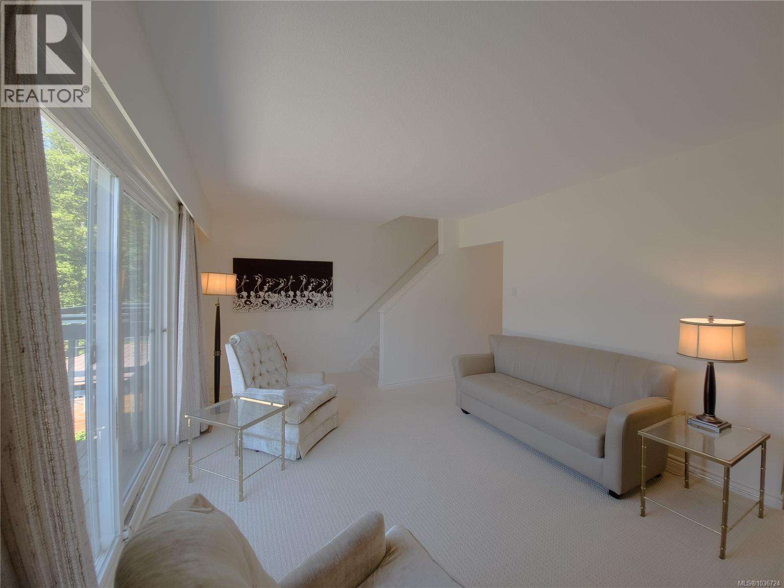 75 McKay Cres - 10