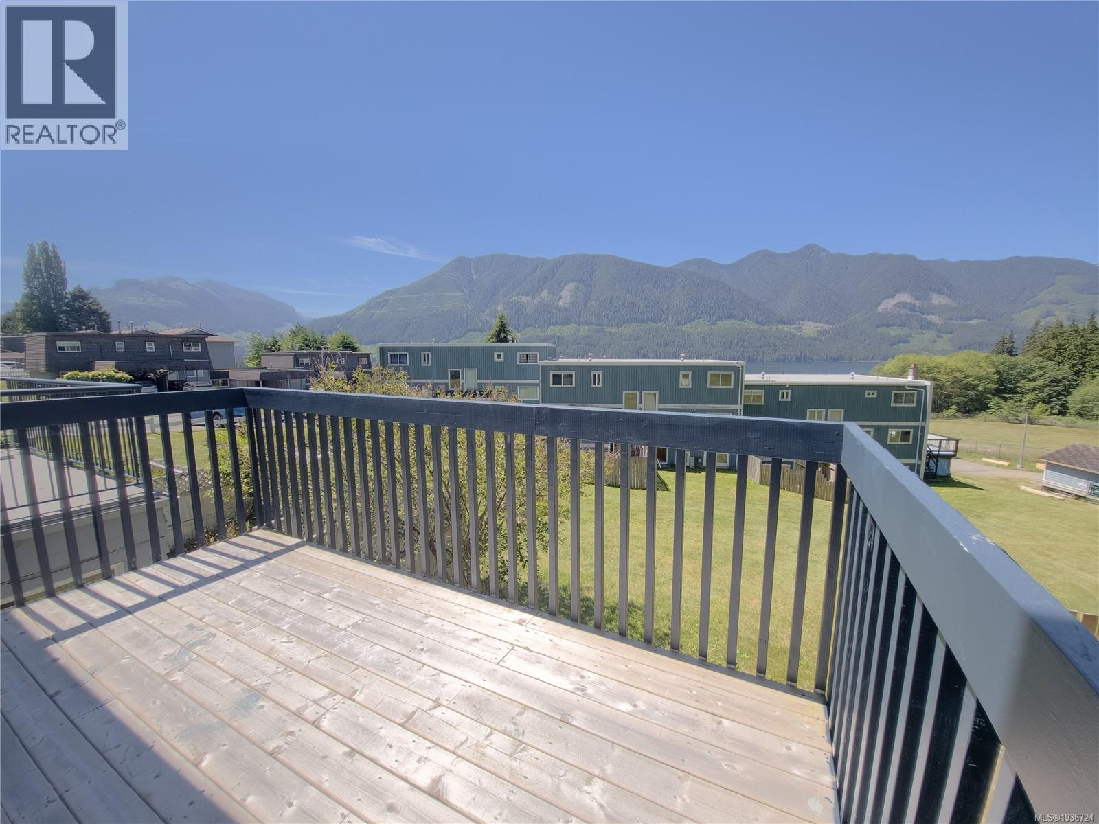75 McKay Cres, Port Alice