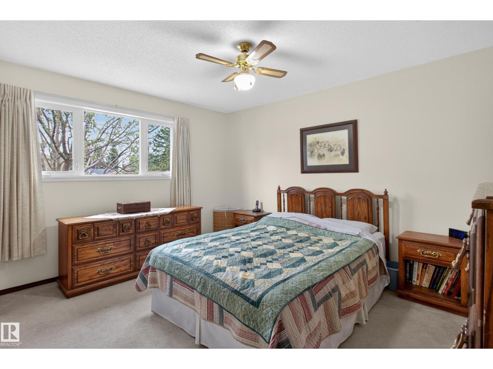 14 GILLINGHAM CR, Sherwood Park