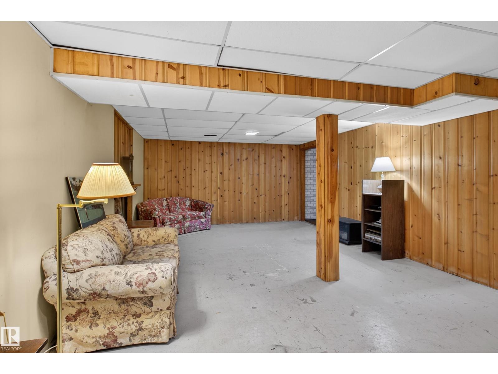 14 GILLINGHAM CR, Sherwood Park