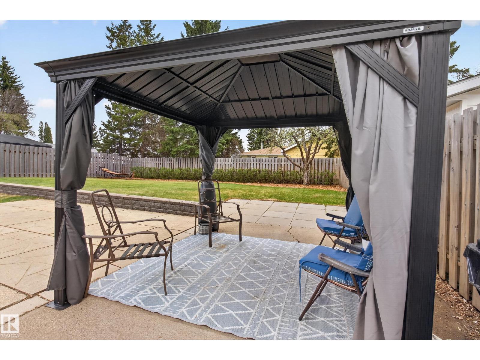 14 GILLINGHAM CR, Sherwood Park