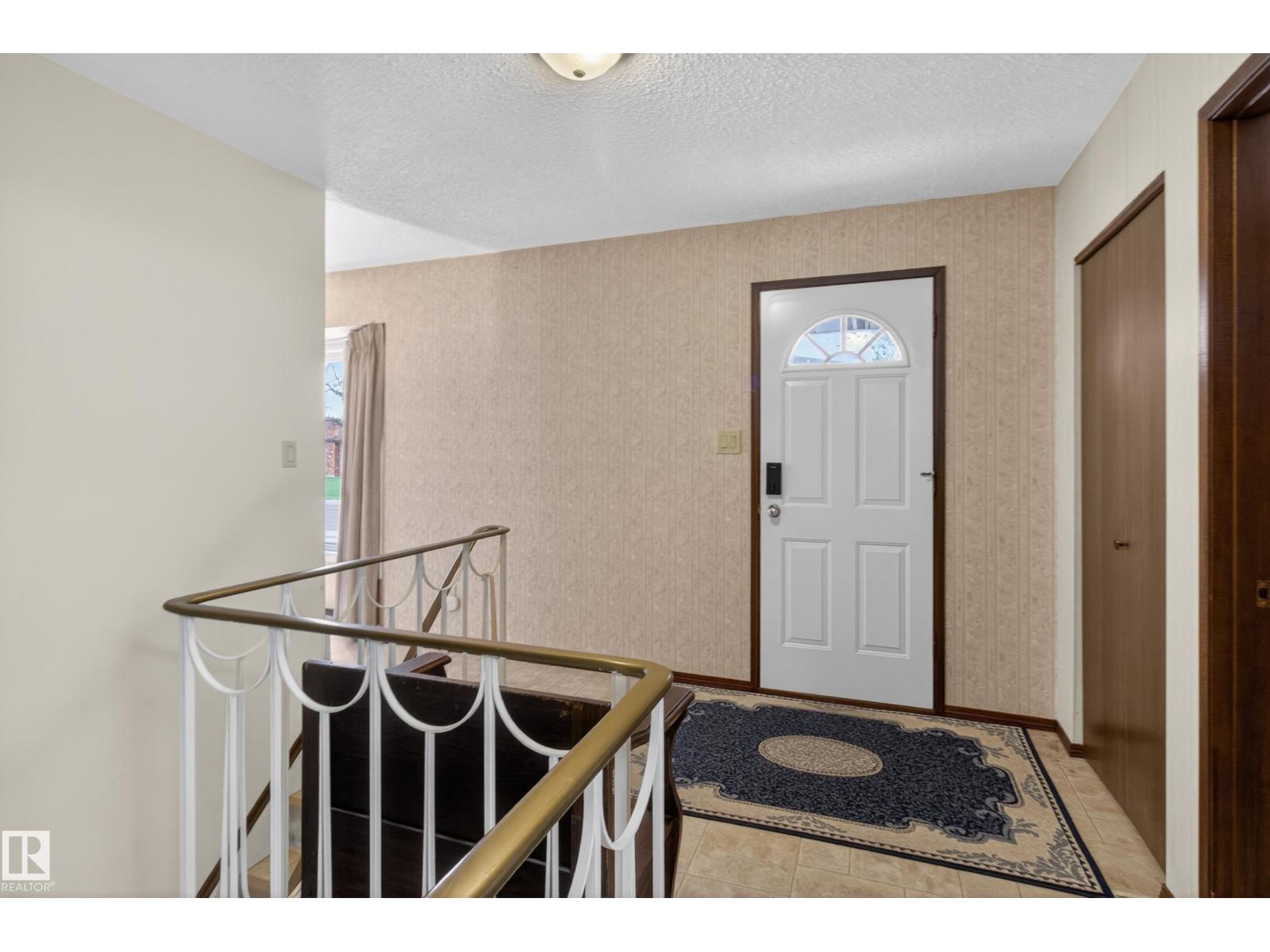 14 GILLINGHAM CR, Sherwood Park