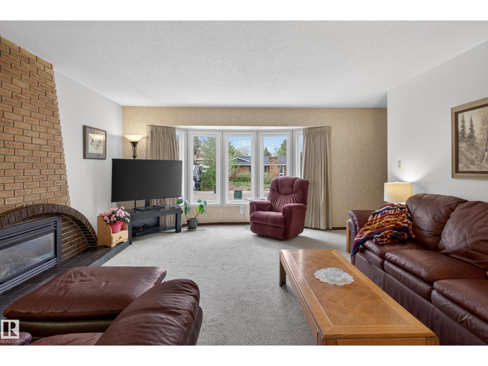14 GILLINGHAM CR, Sherwood Park