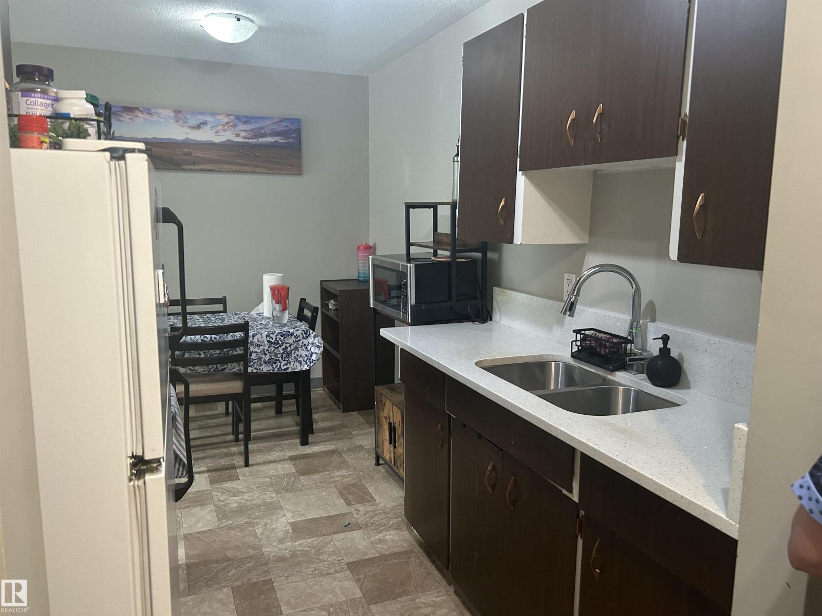 #204 10811 115 ST NW, Edmonton