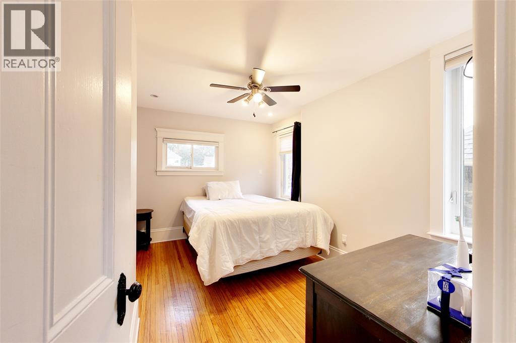 122 FORSYTH STREET North Unit# 1 EAST, Sarnia, Ontario, N7T6L3 — Photo 5