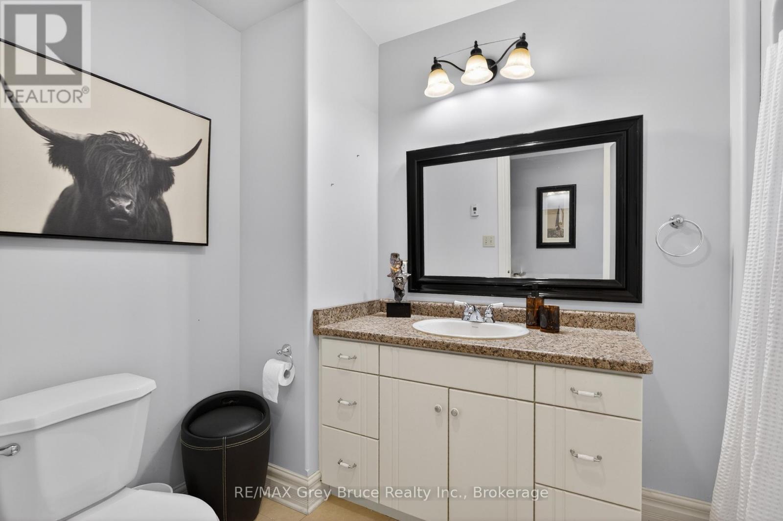 UNIT 6 - 355 PRINCESS STREET - 26