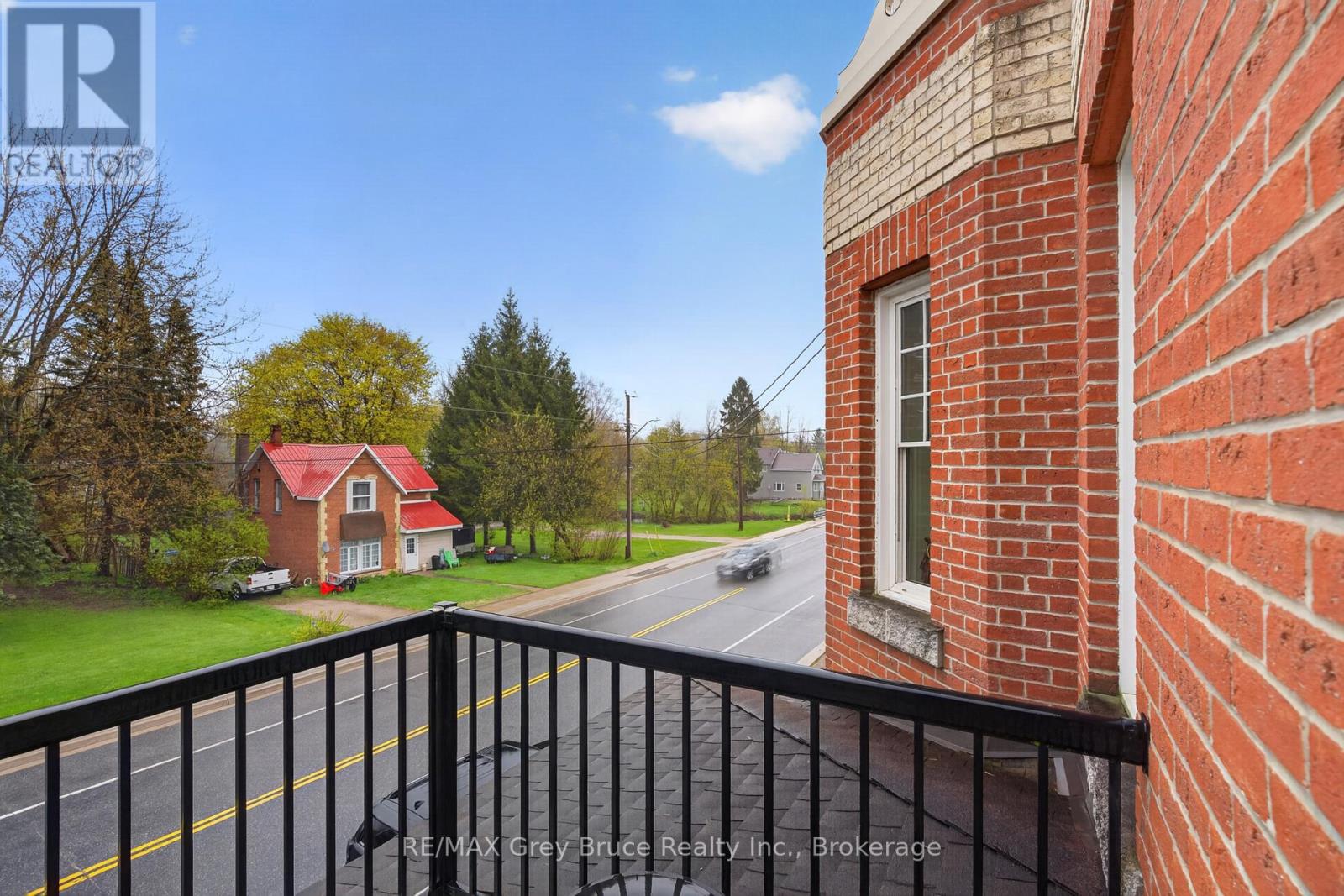 UNIT 6 - 355 PRINCESS STREET - 43