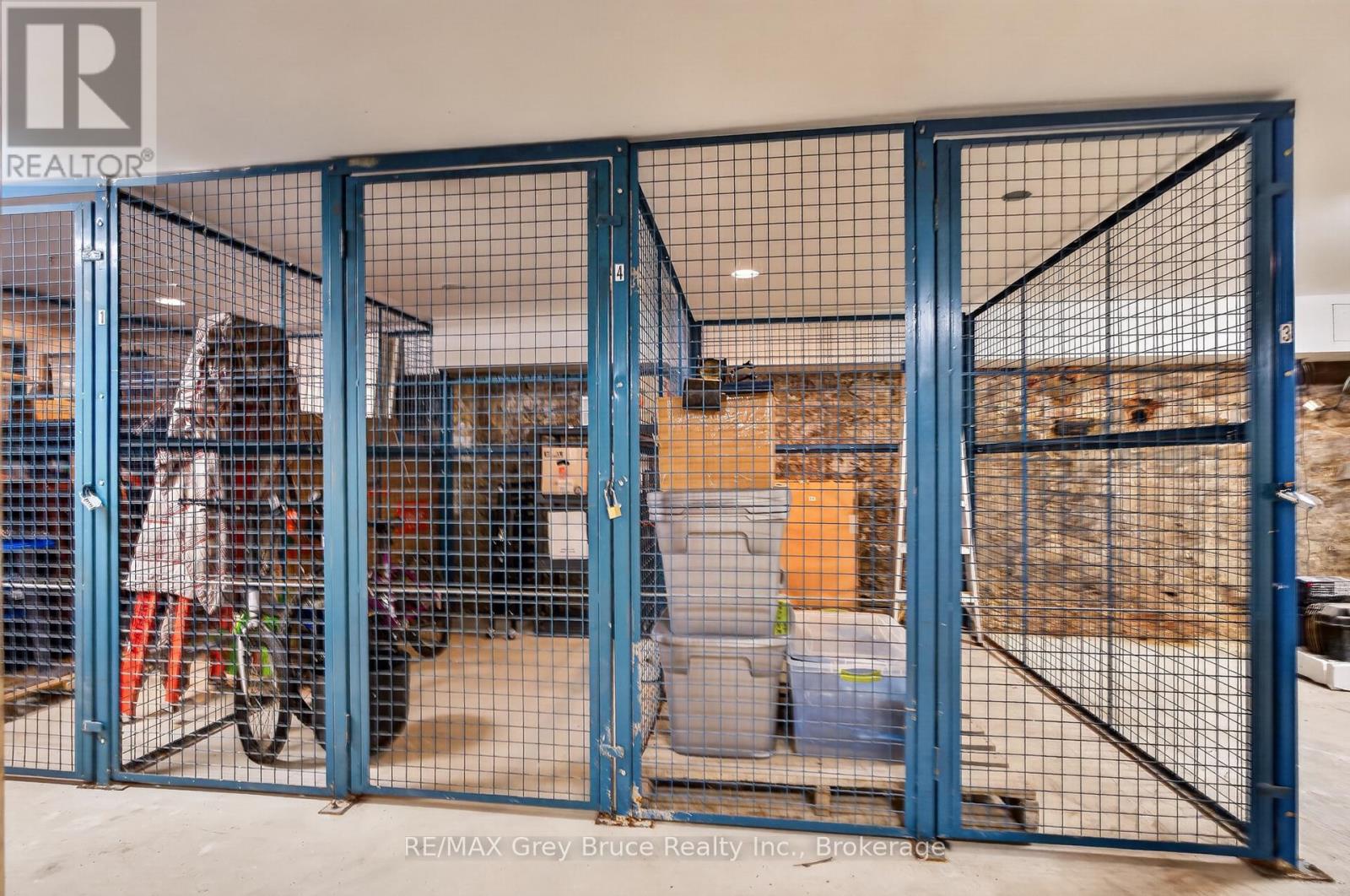 UNIT 6 - 355 PRINCESS STREET - 39