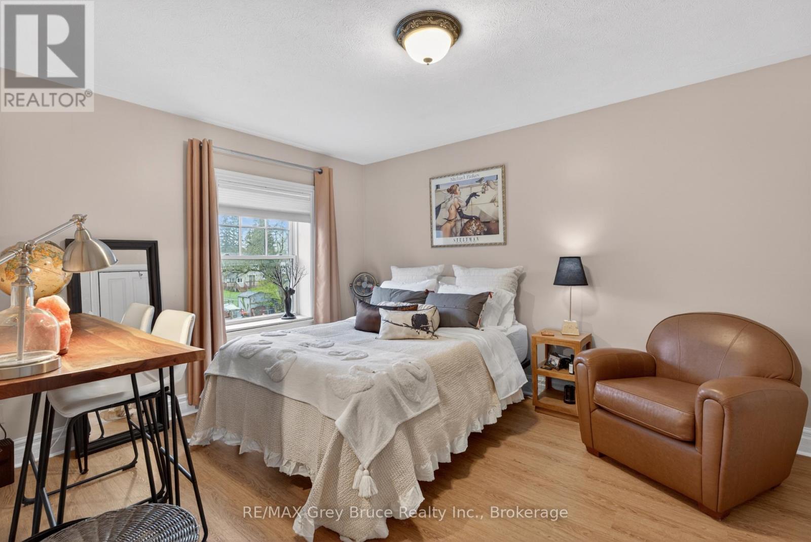 UNIT 6 - 355 PRINCESS STREET - 23