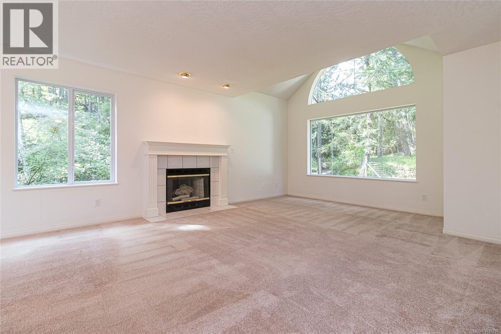 609 Taurus Dr, Metchosin