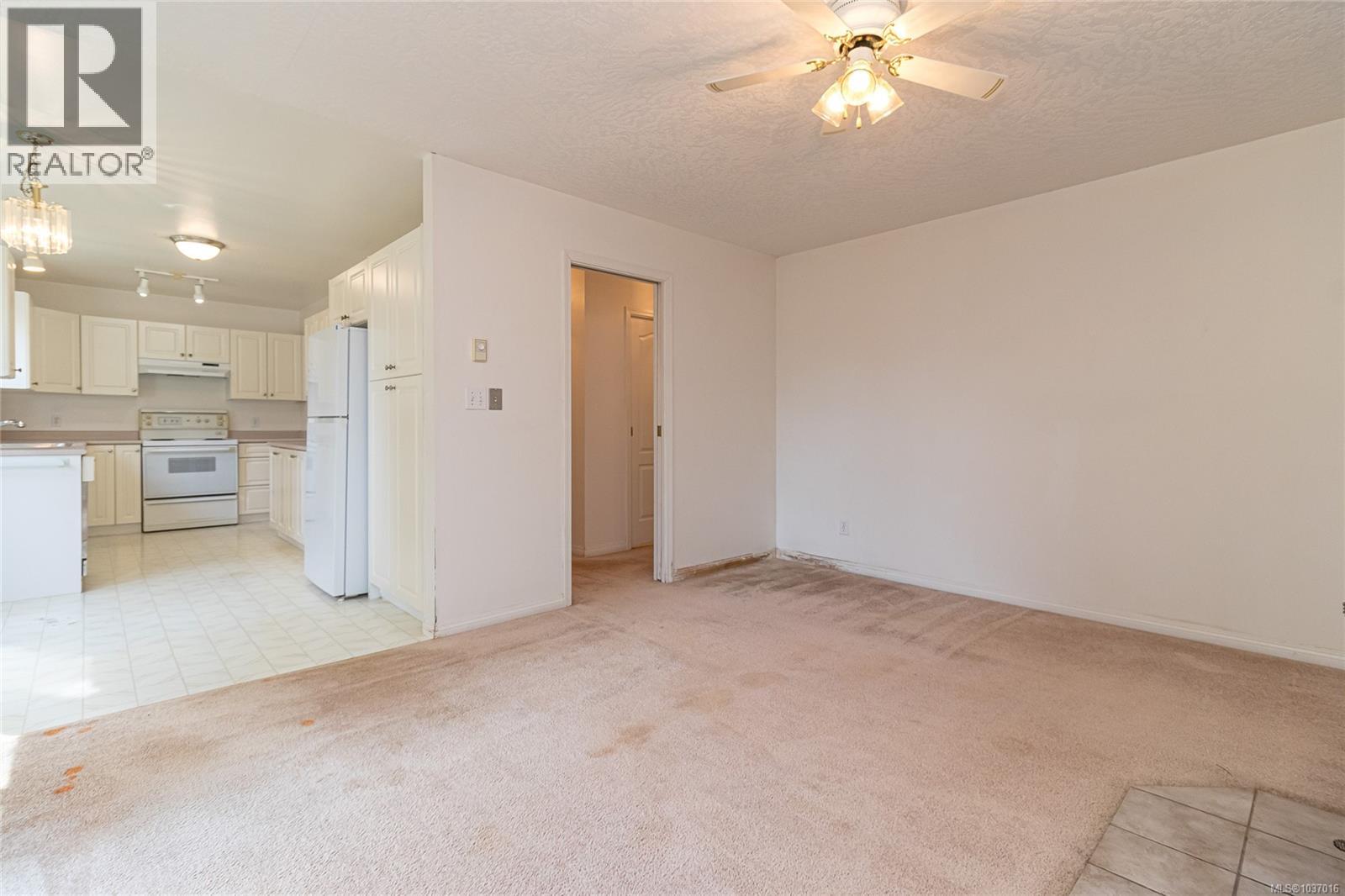 609 Taurus Dr, Metchosin