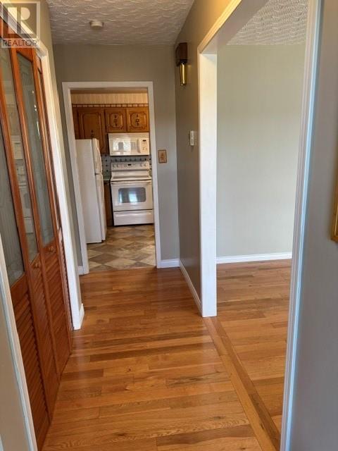 552 Main Road - 6