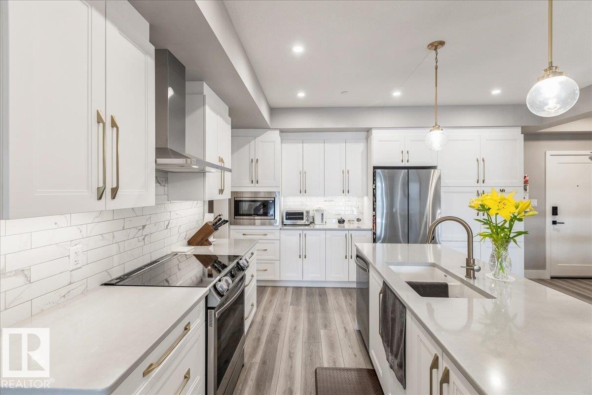 #428 7463 MAY CM NW, Edmonton
