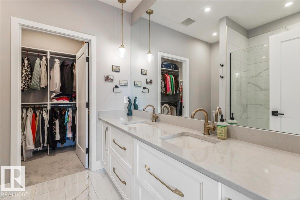 #428 7463 MAY CM NW, Edmonton