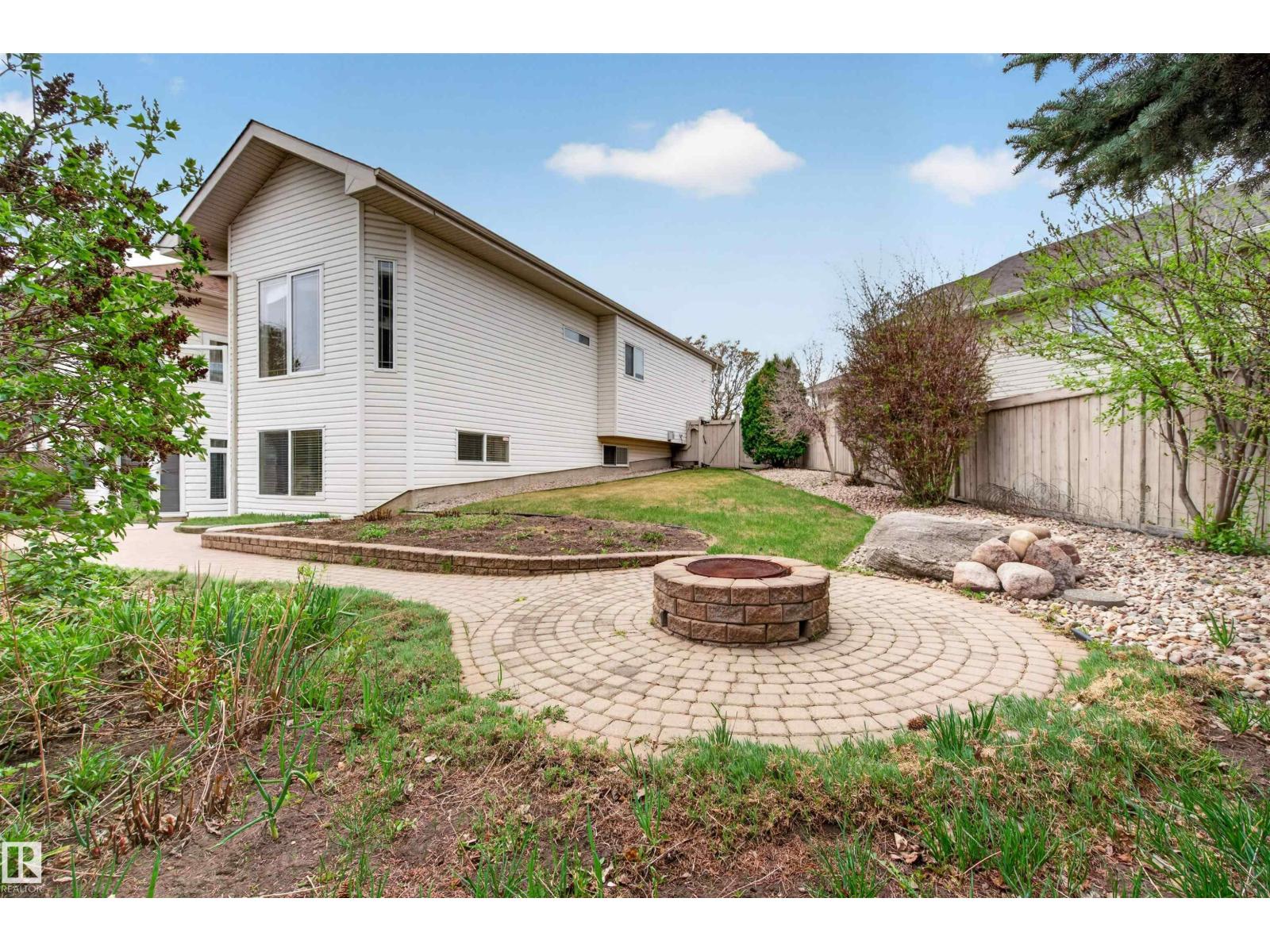 201 Erin Ridge DR - 39