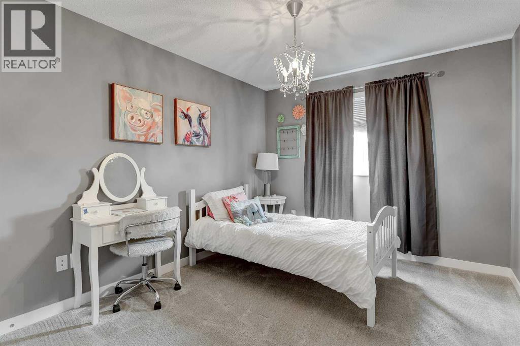 8837 86A Avenue — photo 36