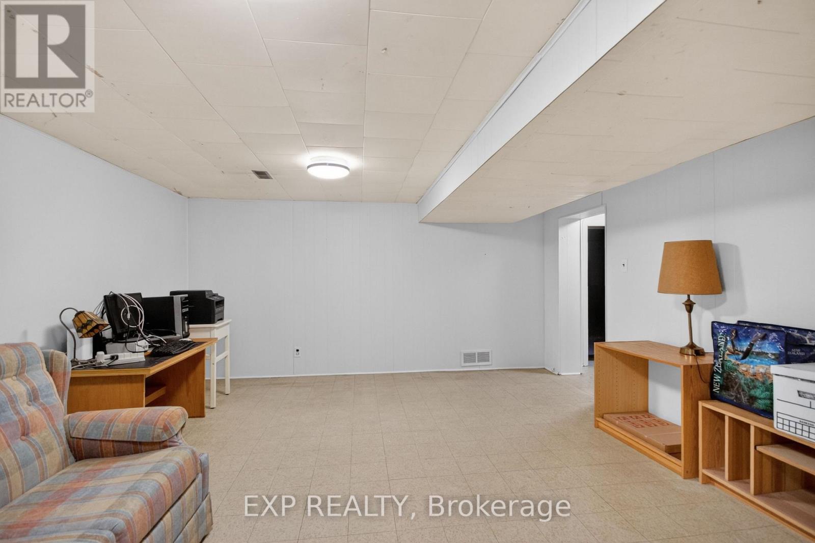 632 CHADBURN AVENUE - 16
