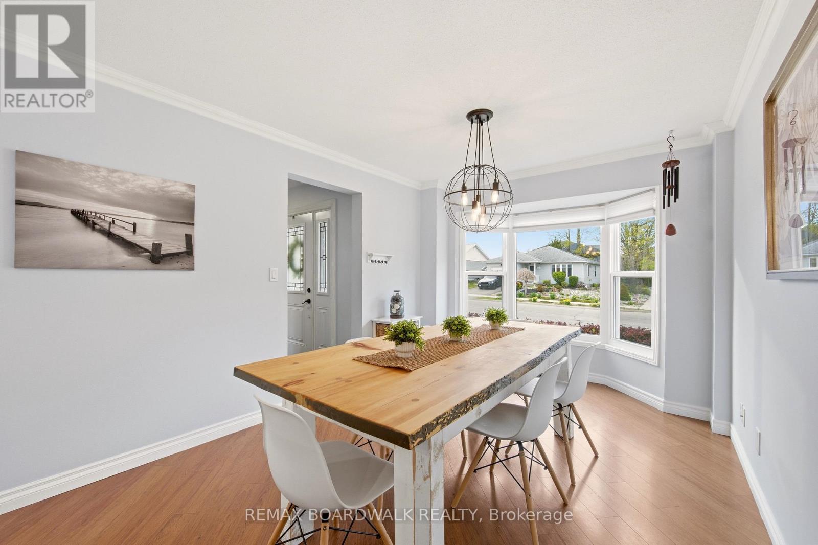 385 BROCK STREET - 21