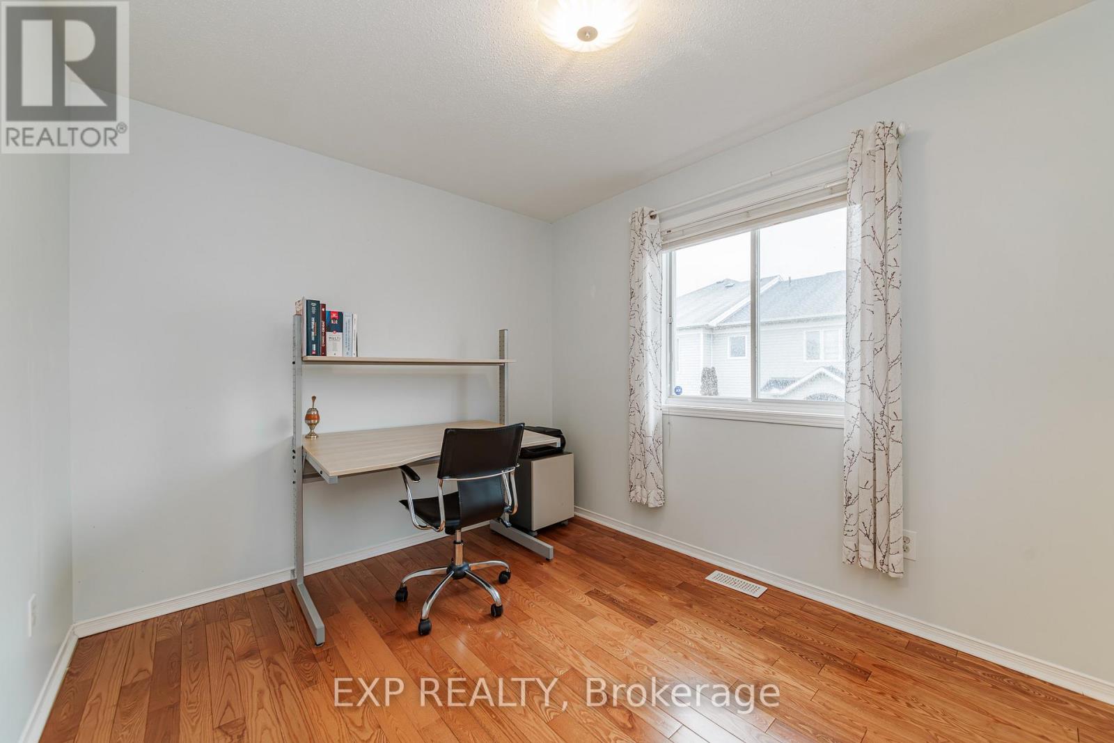 569 AQUAVIEW DRIVE - 23