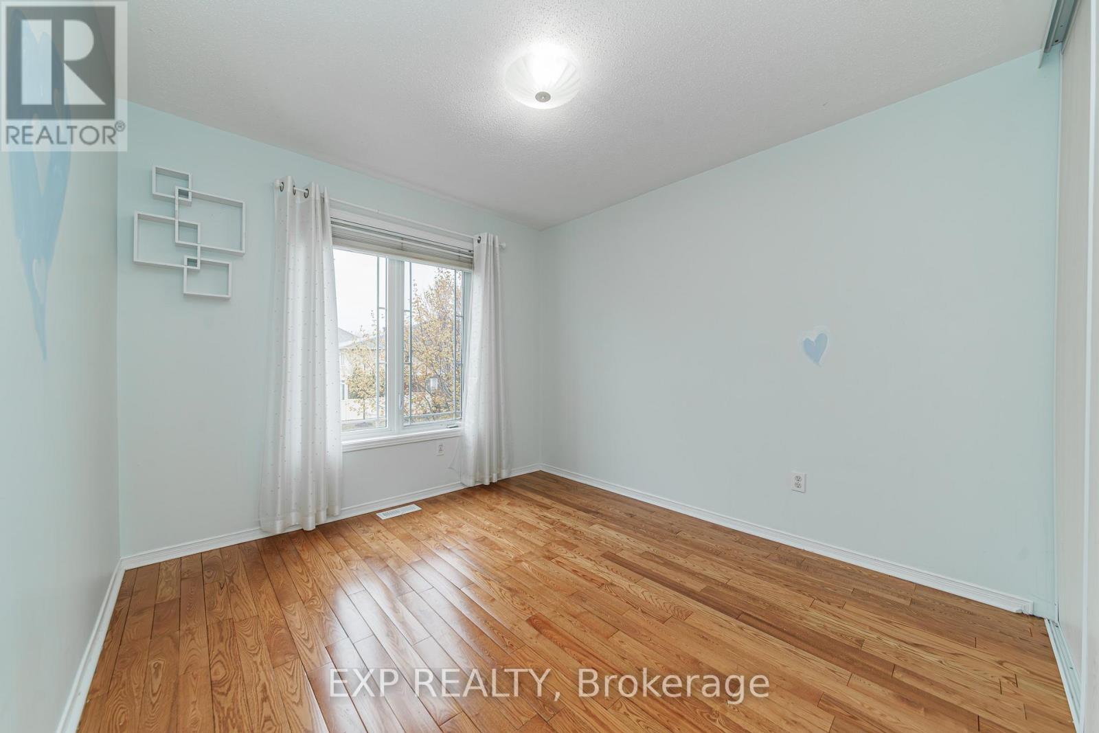 569 AQUAVIEW DRIVE - 29