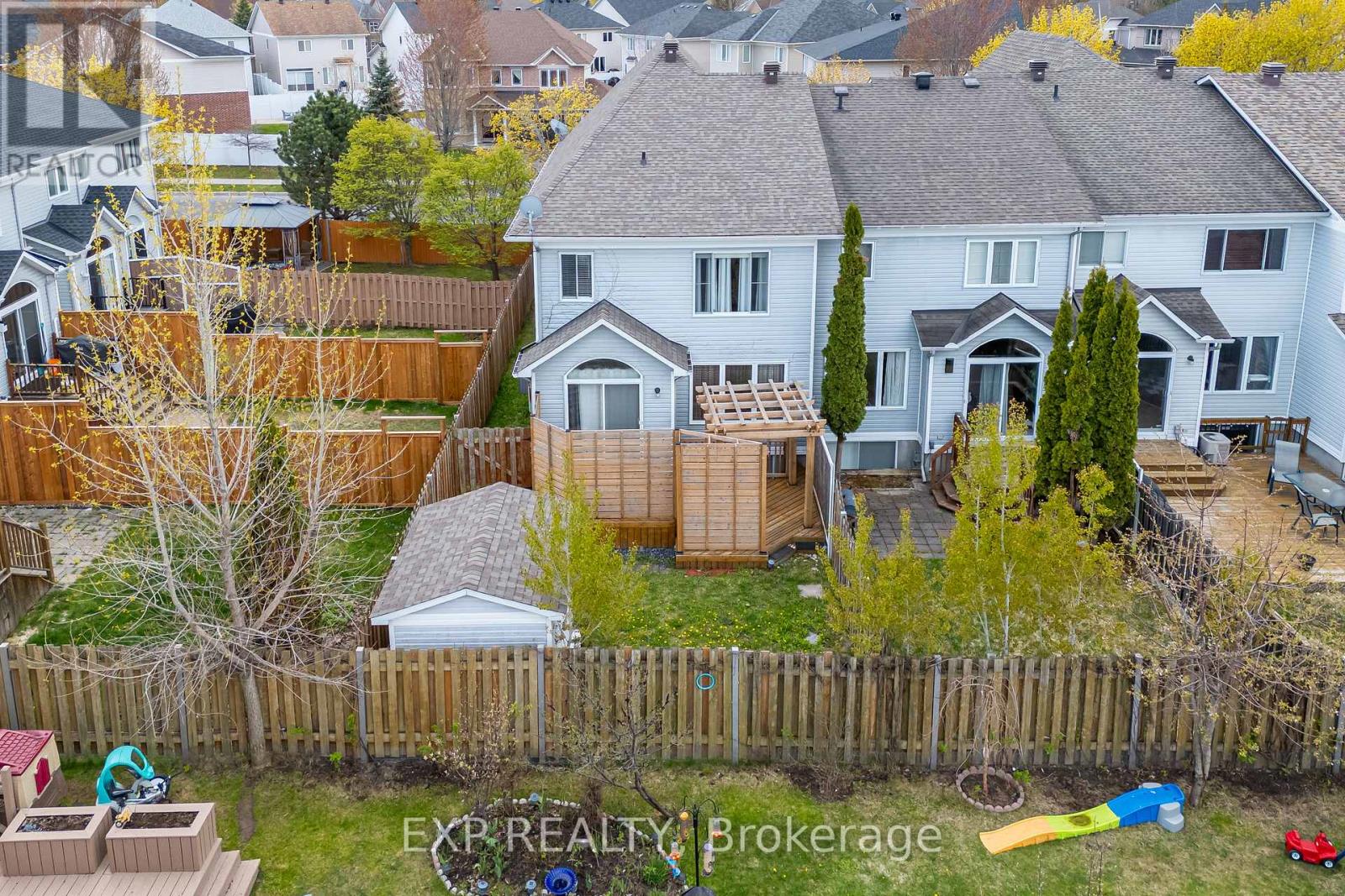 569 AQUAVIEW DRIVE - 43