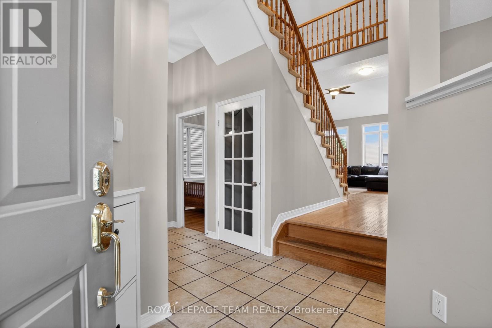 18 RIVERGREEN CRESCENT - 3
