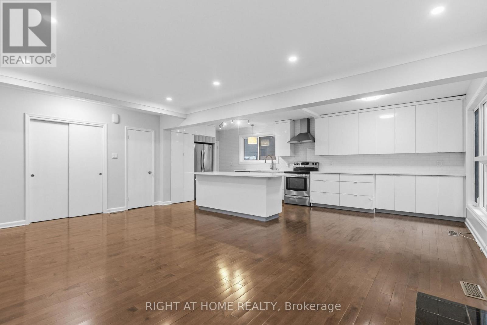 1808 GILBERT AVENUE - 12
