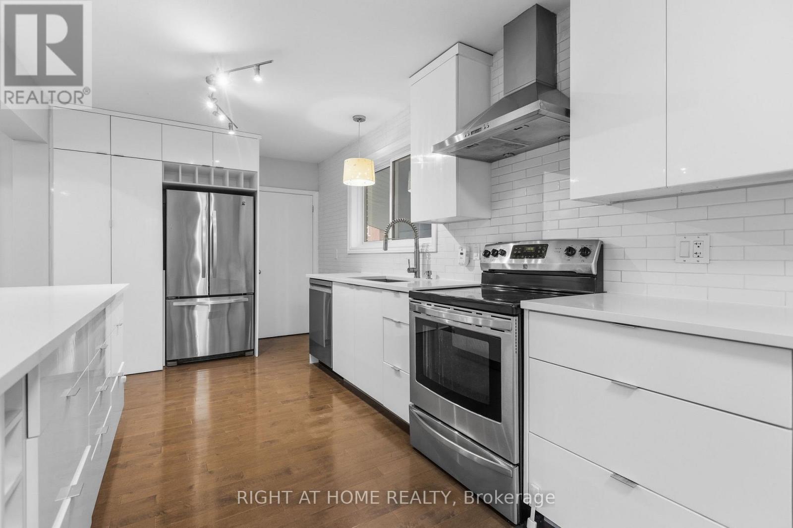 1808 GILBERT AVENUE - 16