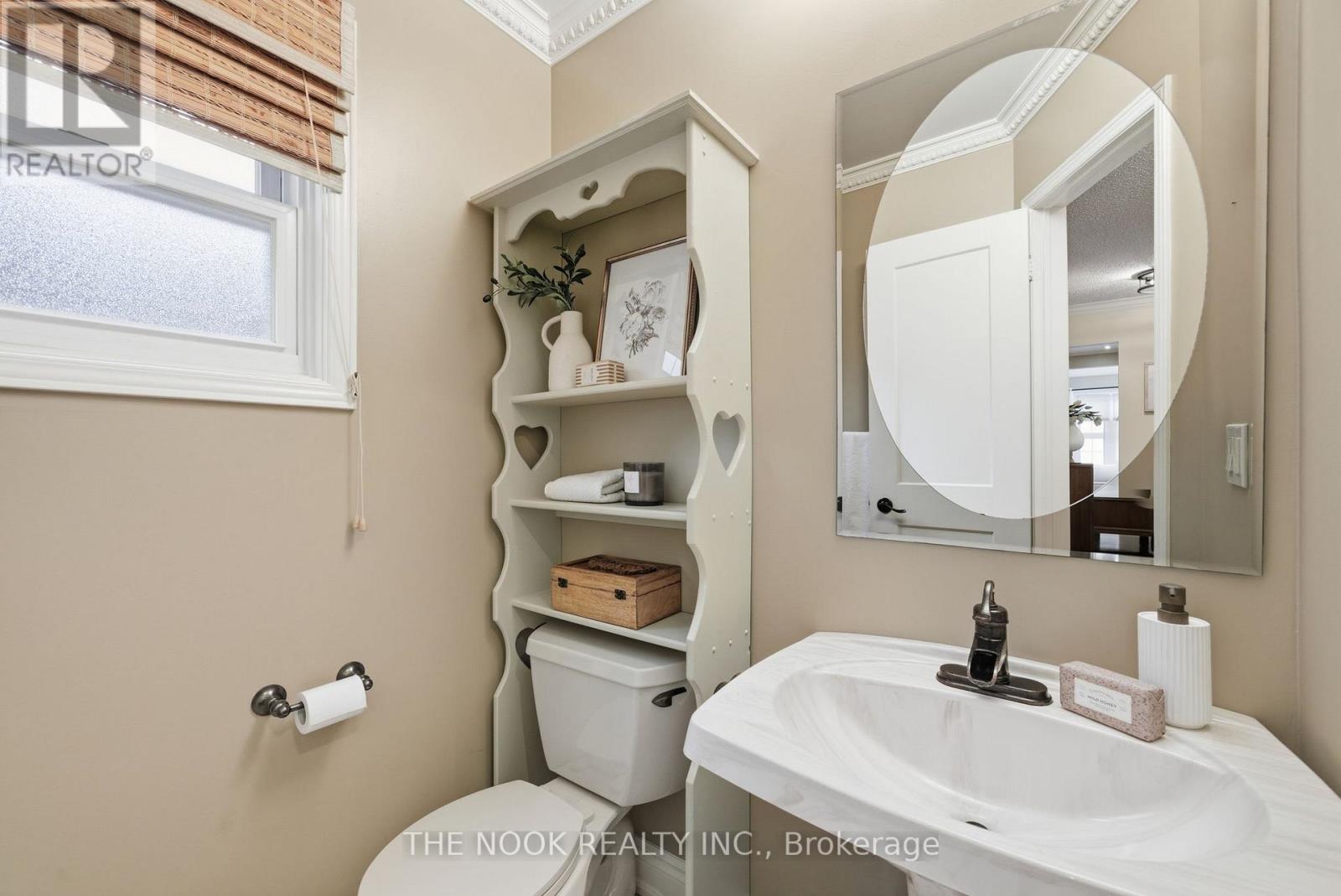 7 BROCKLESBY CRESCENT - 17