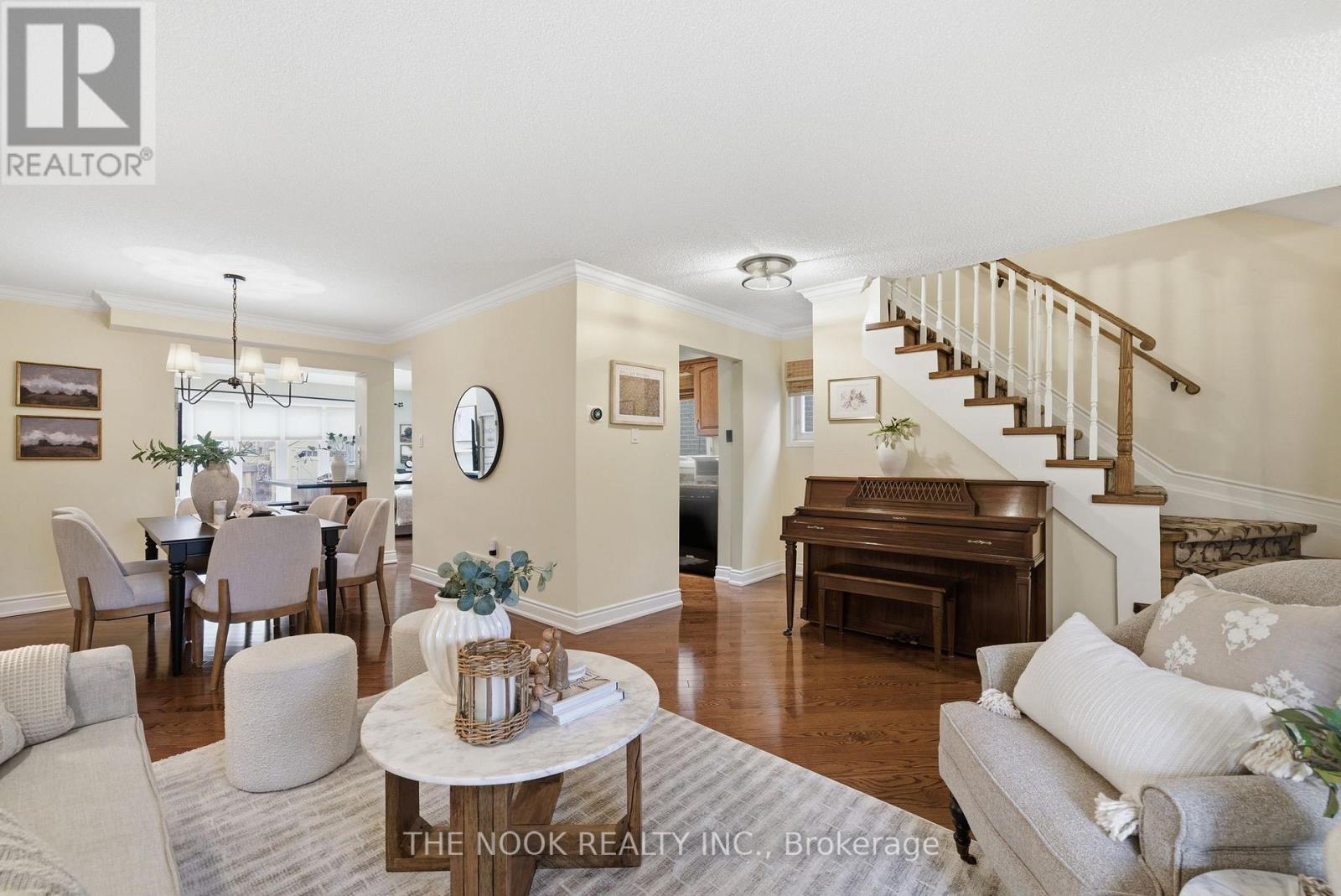 7 BROCKLESBY CRESCENT - 8
