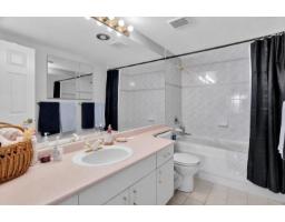 804 15030 101 Avenue, Surrey, BC V3R0N3 Photo 14