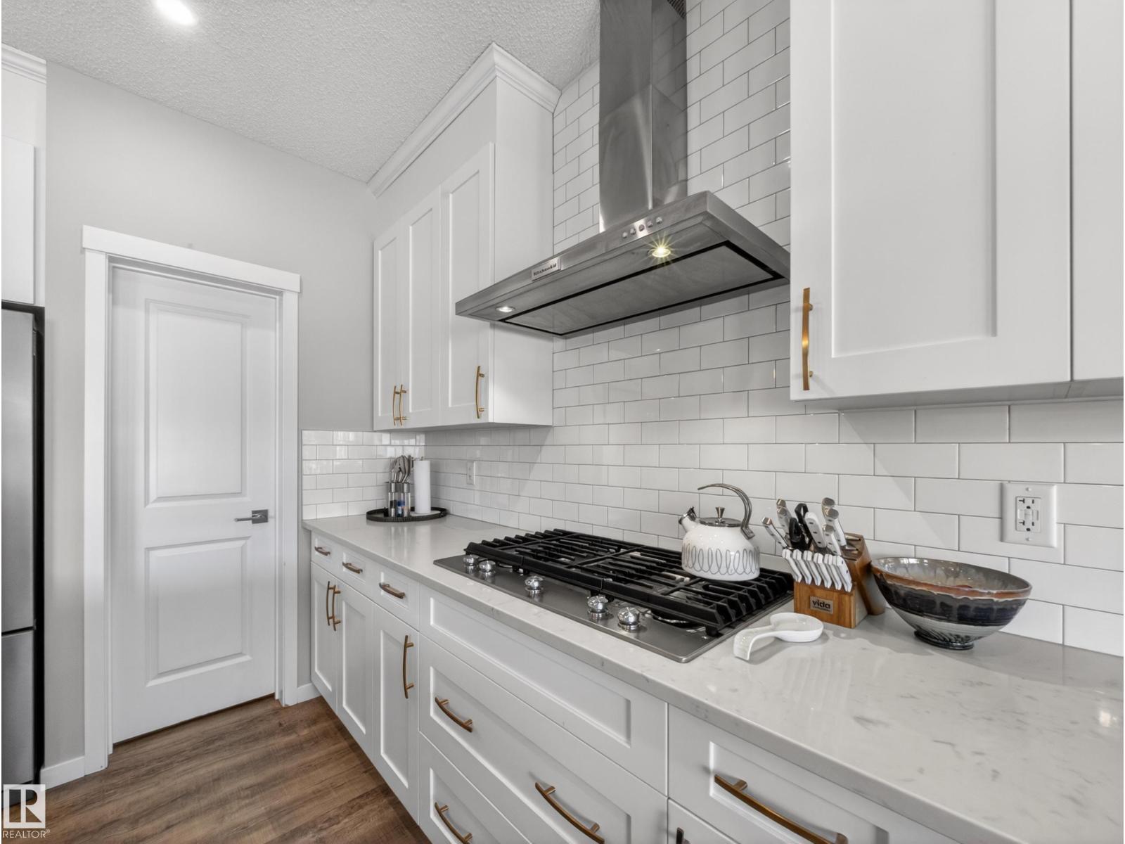 3210 CHERNOWSKI WY SW - 28