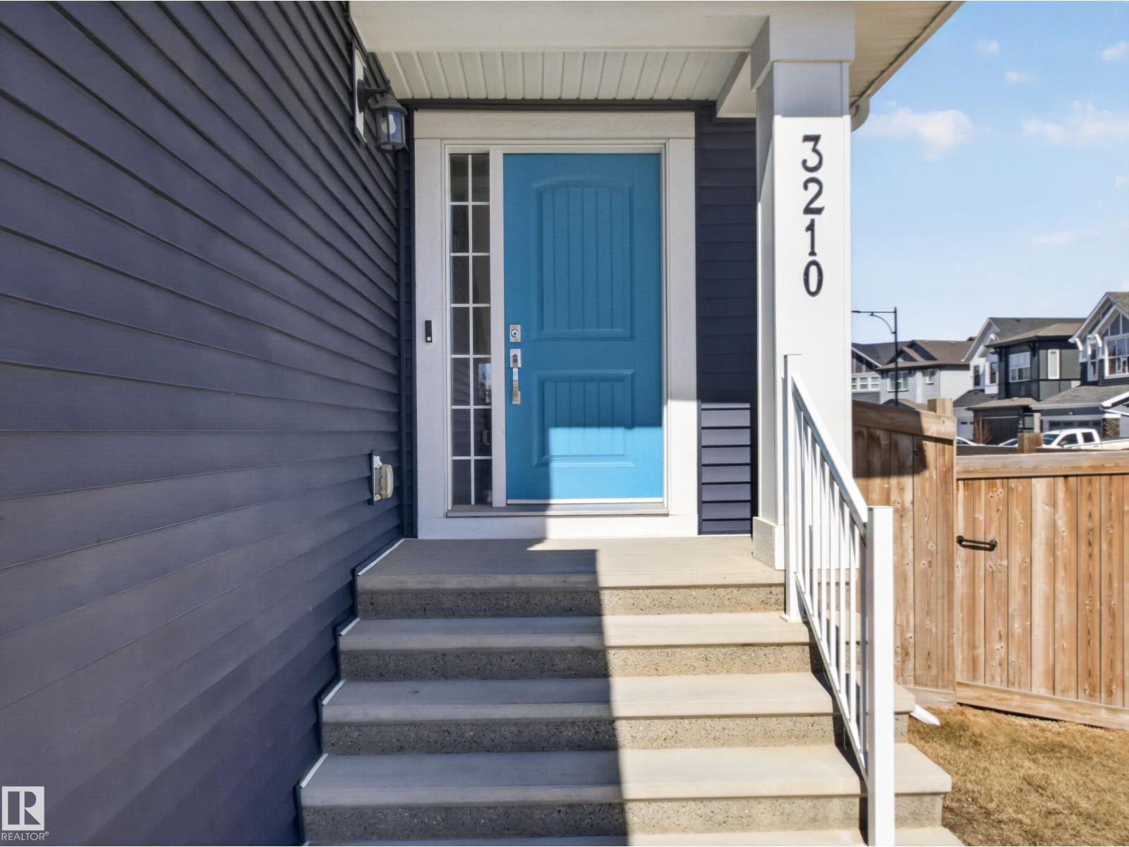 3210 CHERNOWSKI WY SW - 4