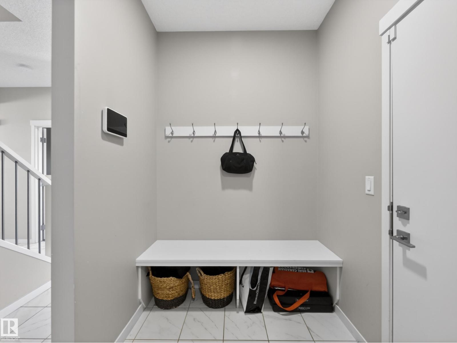 3210 CHERNOWSKI WY SW - 10