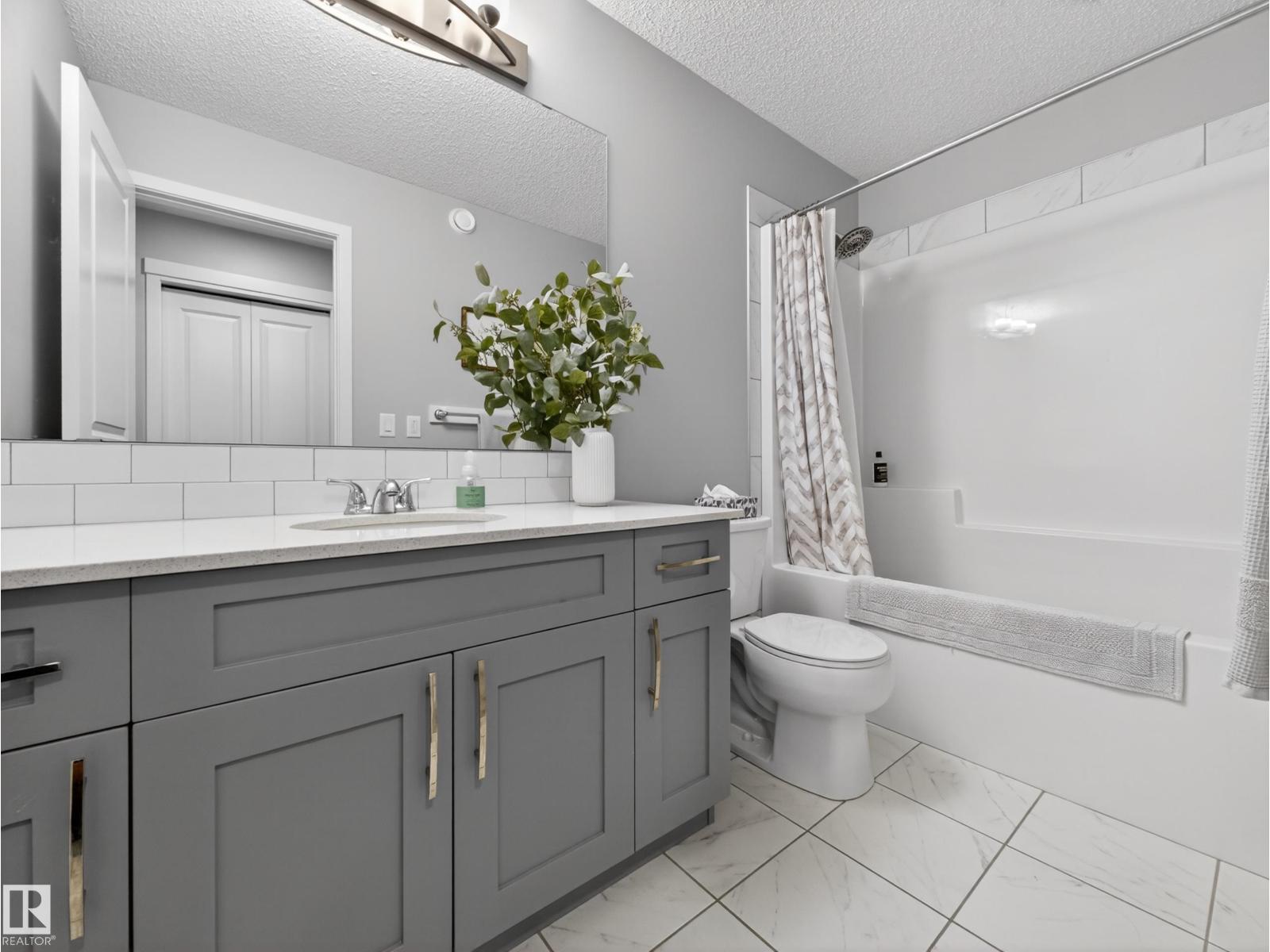 3210 CHERNOWSKI WY SW - 44