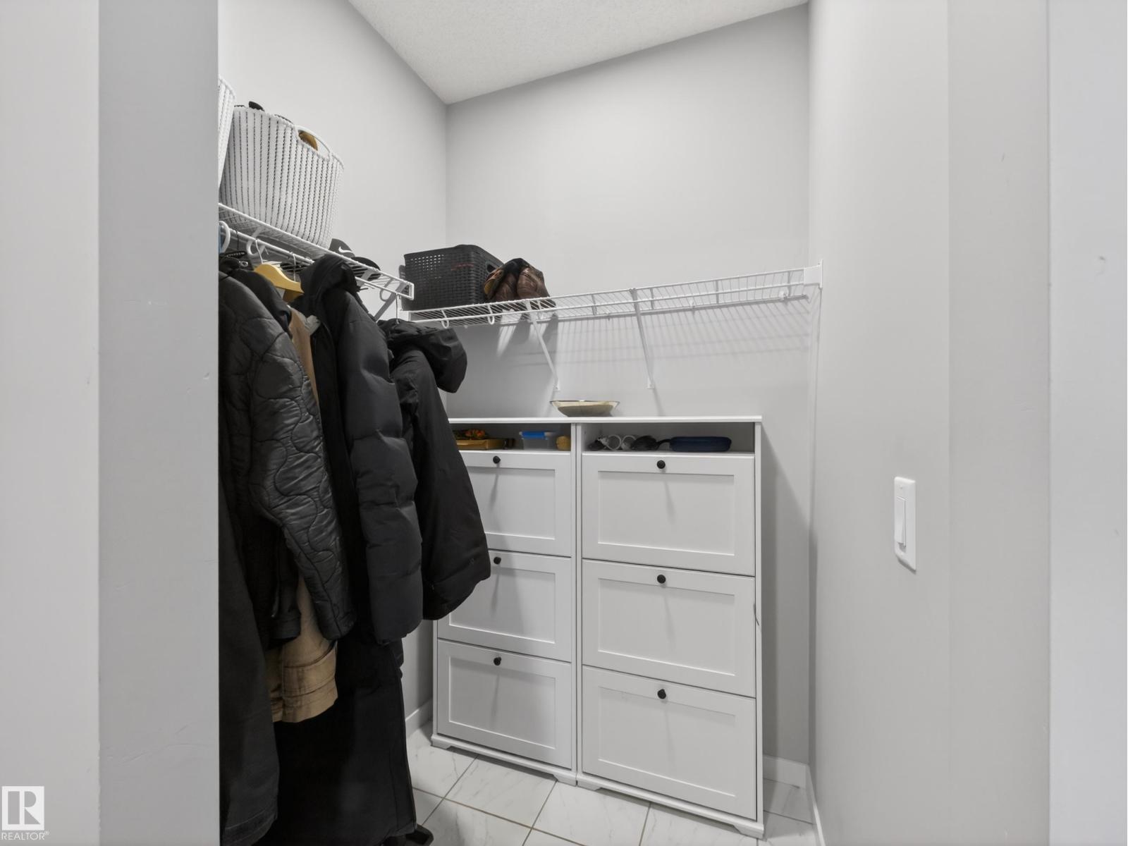 3210 CHERNOWSKI WY SW - 9